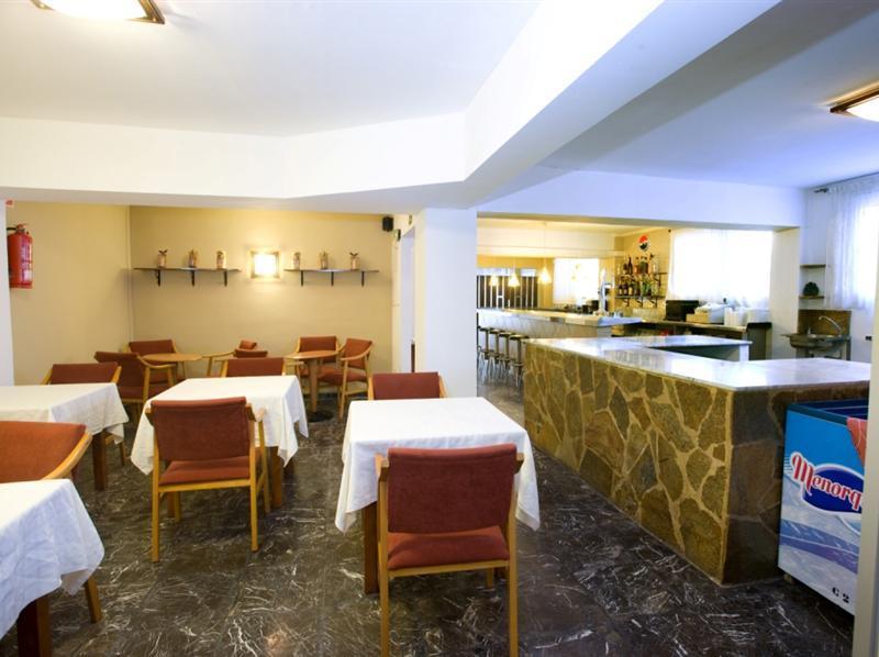 5 Islas Hotel