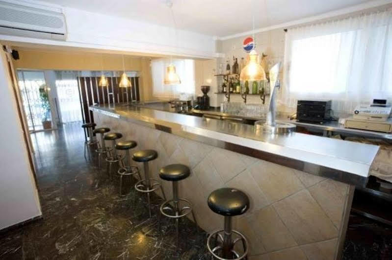 5 Islas Hotel 2*